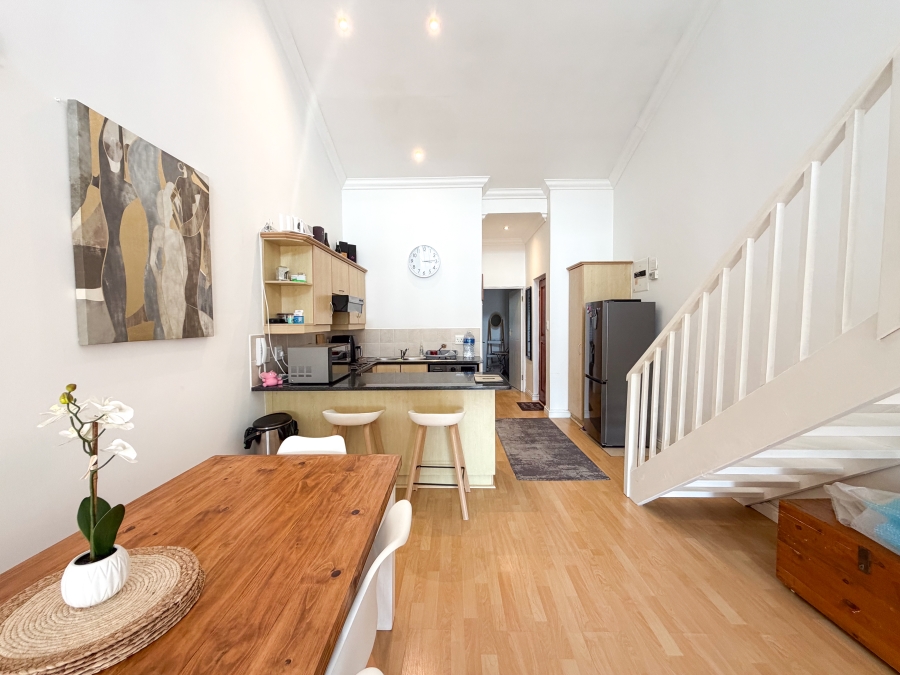 To Let 2 Bedroom Property for Rent in Wynberg Upper Western Cape